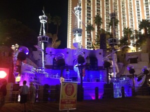 QQ图片20140922162104 300x225 - 如何在拉斯维加斯结婚，赴美生子之拉斯维加斯结婚攻略