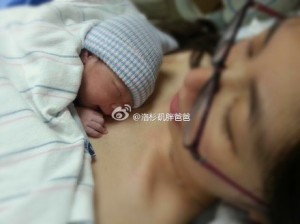 5 300x224 - 恭喜来自山西的妈妈在老公陪伴下顺利剖腹产生下可爱的美国宝宝