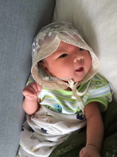 美国试管婴儿代孕的优势何在 a8a11ba9gy1fk4wi5wq1tj20u0140tem 375x500 - 美国试管婴儿代孕的优势何在