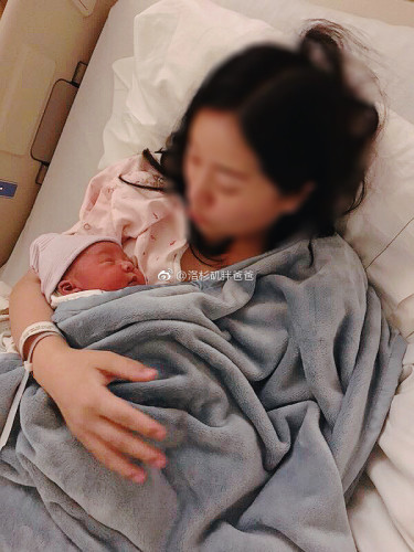 a8a11ba9gy1fo47yrsxn7j20go0m818z 375x500 - 上海客人不明原因备孕无果美国试管婴儿助她圆梦