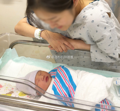 微信截图 20180412154632 - 上海单身客人到美国买亚裔精子做试管生下帅气男宝宝